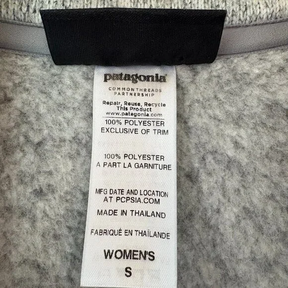 Patagonia Oatmeal color fleece, size small - Picture 3 of 5